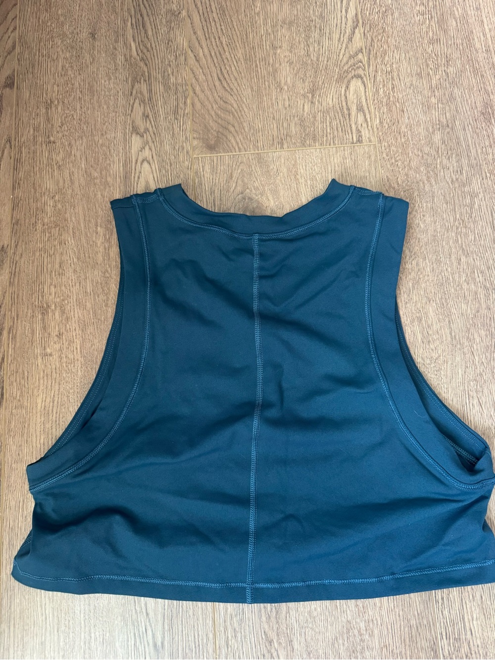 Cropped Tank - Picture 4 of 4